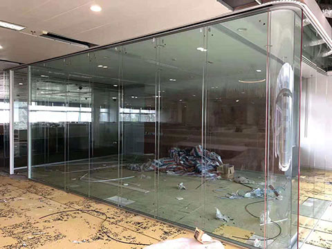 华为总部办公室玻璃隔断案例